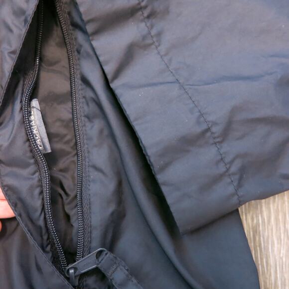 COLUMBIA Hooded Windbreaker Size XL Men's Zipper Nylon Pockets Logo Black Jacket - Picture 6 of 13